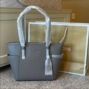 Pearl Gray Michael Kors Leather Tote BRAND NEW!!!